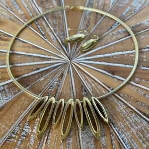 Used Gold Tone Necklace Set